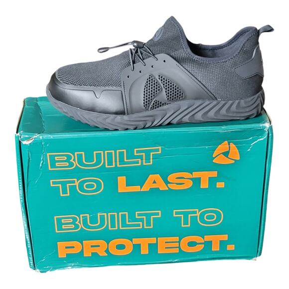 *NIOB* Steel Toe The Invincible Shoe Defender 2.0 Men Size 10 - Picture 1 of 8